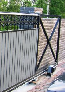 Принцип установки откатных ворот без удерживающих стоек